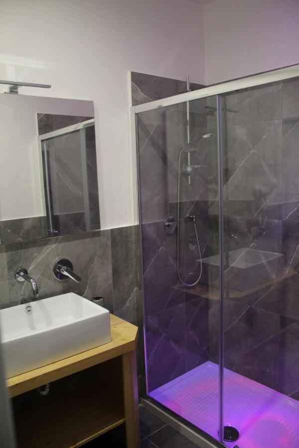 Hotel Be Italian Flat Sanfelice Napoli Esterno foto